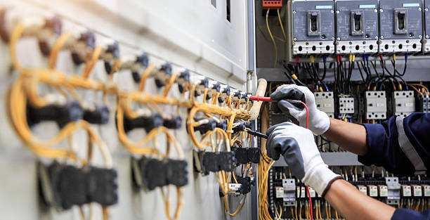 Professional Electrician technician working in Calera, AL